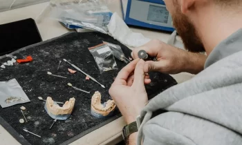 impianti dentali mobili